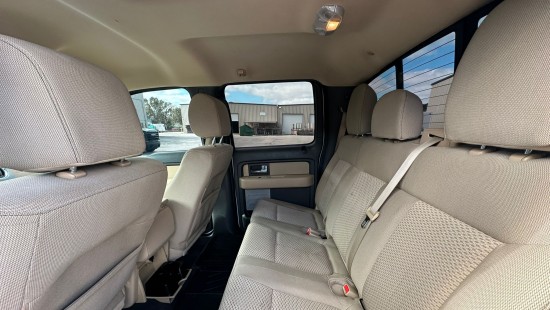 FORD F-150 XLT